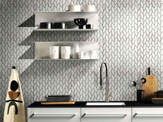 Pros and Cons of Peel-and-Stick Backsplash Tile