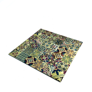 Chic Aluminum Peel and Stick Tiles