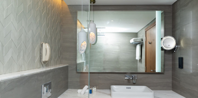 Radisson Bul Hotel, Abu Dhabi 