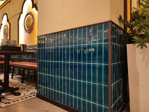 A Refreshing Fusion of Ocean and Forest: NARATI Tiles Elevate This Xiamen Restaurant