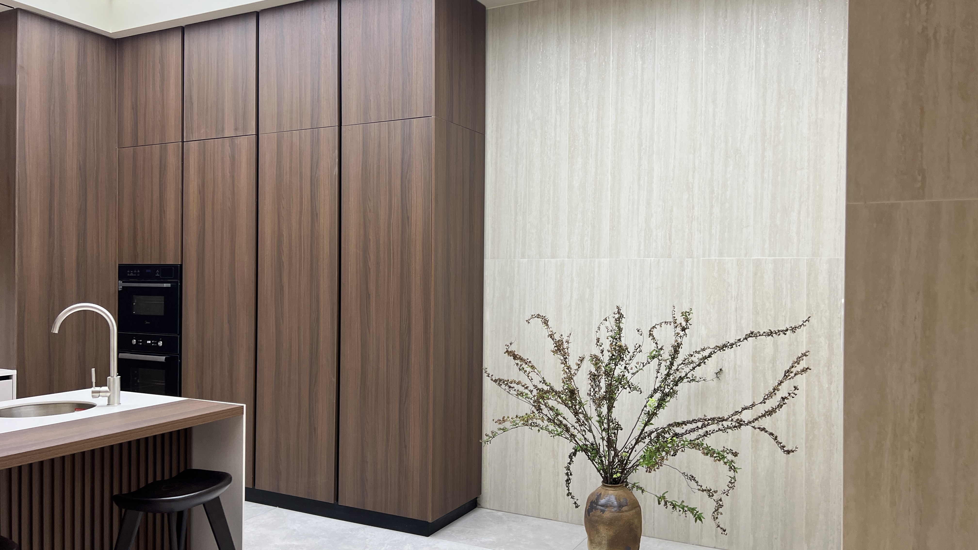 travertine porcelain wall.jpg