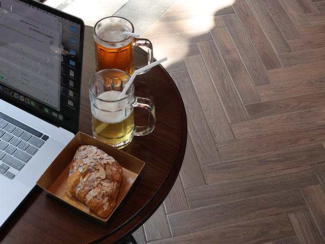 Chain Coffee Shop