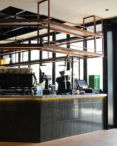 Chain Coffee Shop