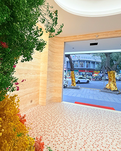 Luxury-Fashion-Store-Interior-Project-4