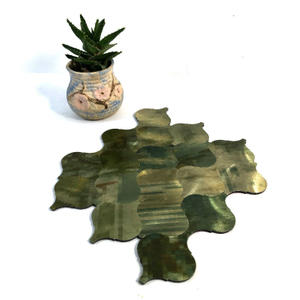 Easy-to-clean Peel and Stick Tiles