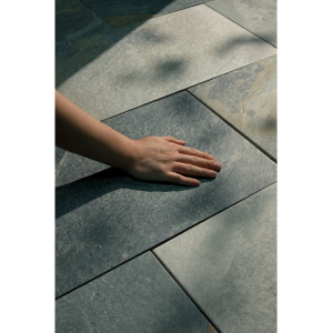300x600mm Slate P4 Anti Slip Floor Tile