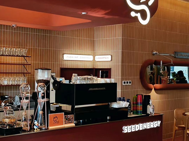 Chain-Milk-Tea-Shop-in-Chongqing3