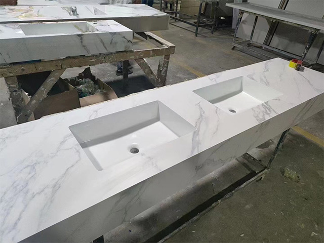 What is a Sintered Stone Basin?