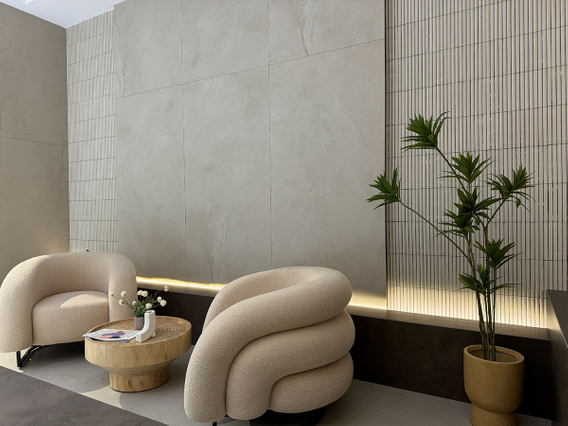 Sophisticated Simplicity: FLUTE Series Tiles Transform This Guilin Apartment